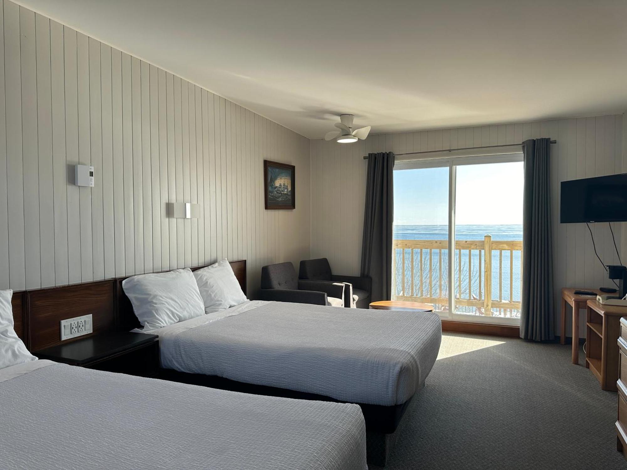 Motel Carleton Sur Mer Exterior photo