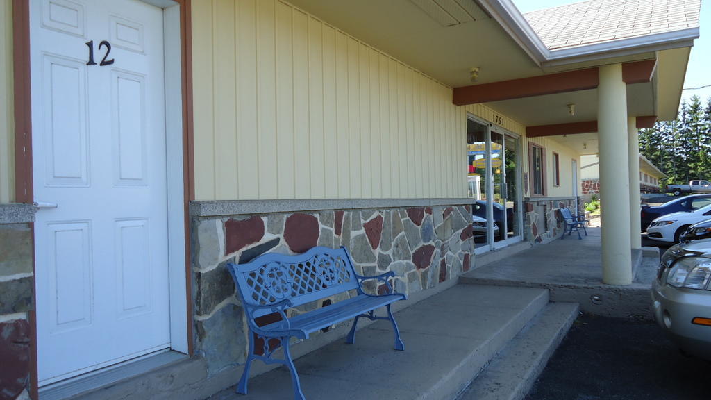 Motel Carleton Sur Mer Exterior photo
